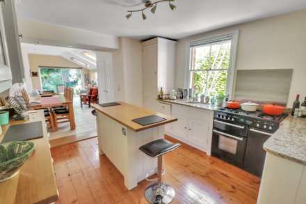Hamilton Road, Reading, Image 4