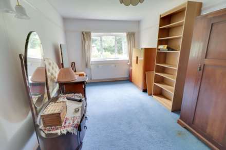 Church Road, Earley, Image 14