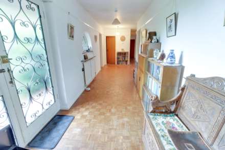 Church Road, Earley, Image 4