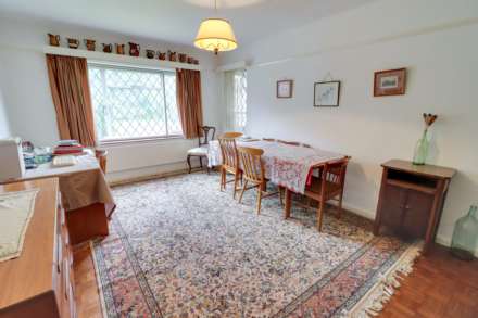 Church Road, Earley, Image 6