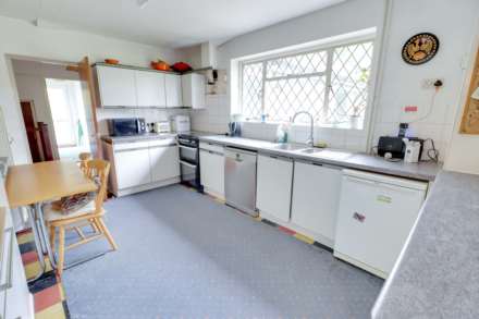Church Road, Earley, Image 7