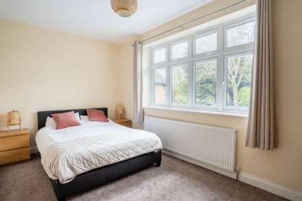 Wokingham Road, Earley, Image 27