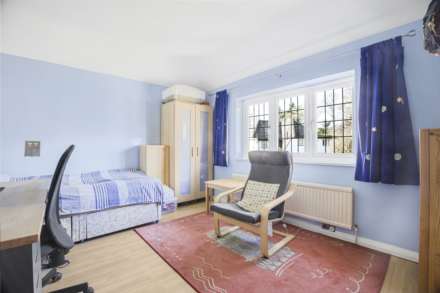 Luckmore Drive, Earley, Image 12