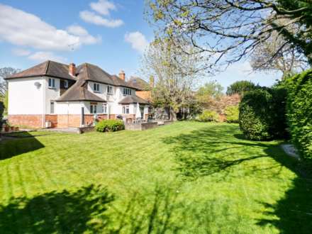Luckmore Drive, Earley, Image 17
