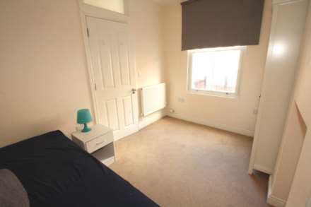 Victoria Street, Reading, Image 5