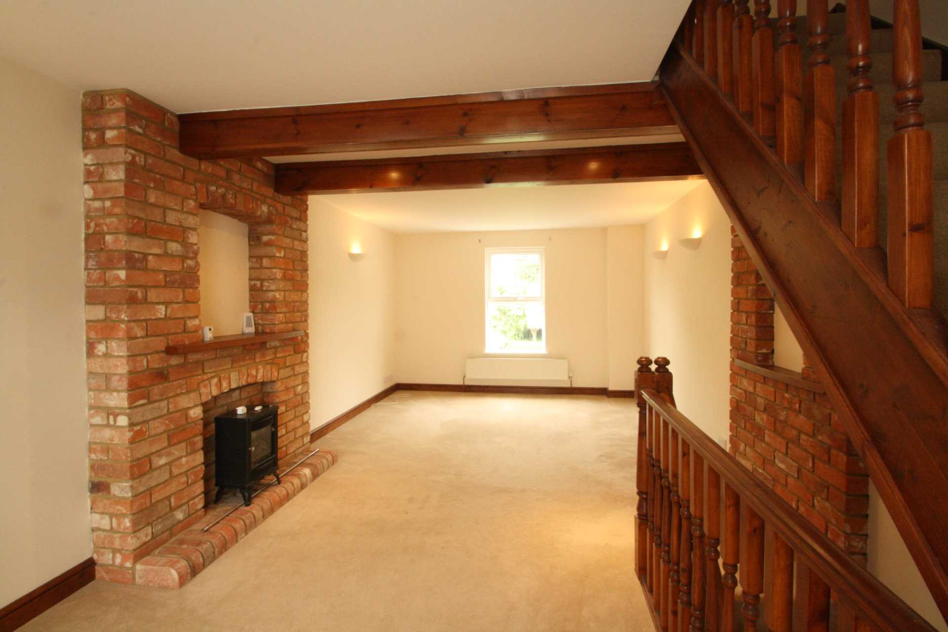 Elgar Road, Reading, Image 3