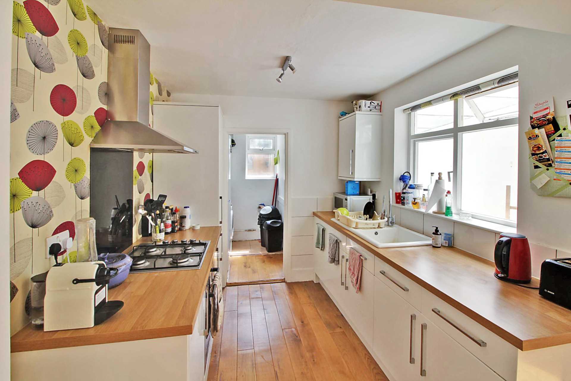 Pitcroft Avenue, Reading, Image 4