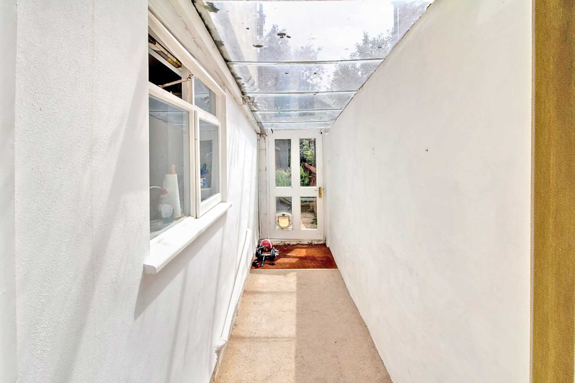 Pitcroft Avenue, Reading, Image 5