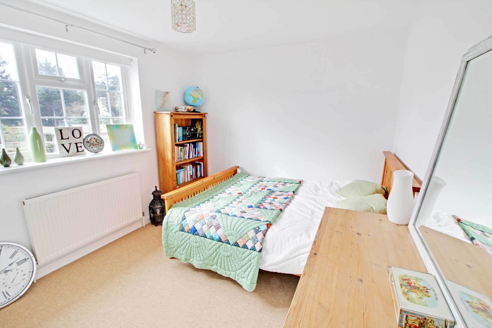 Sutton Walk, Reading, Image 8