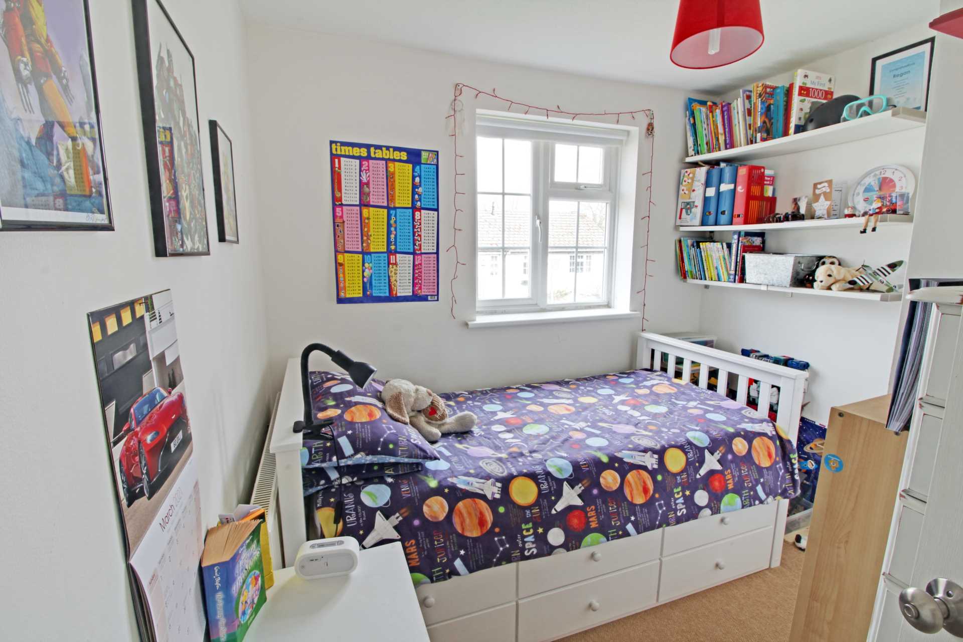 Sutton Walk, Reading, Image 9