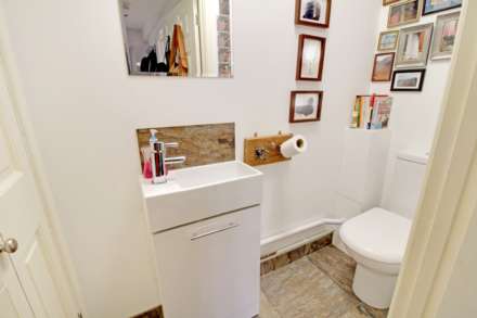 Sutton Walk, Reading, Image 3