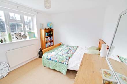 Sutton Walk, Reading, Image 8