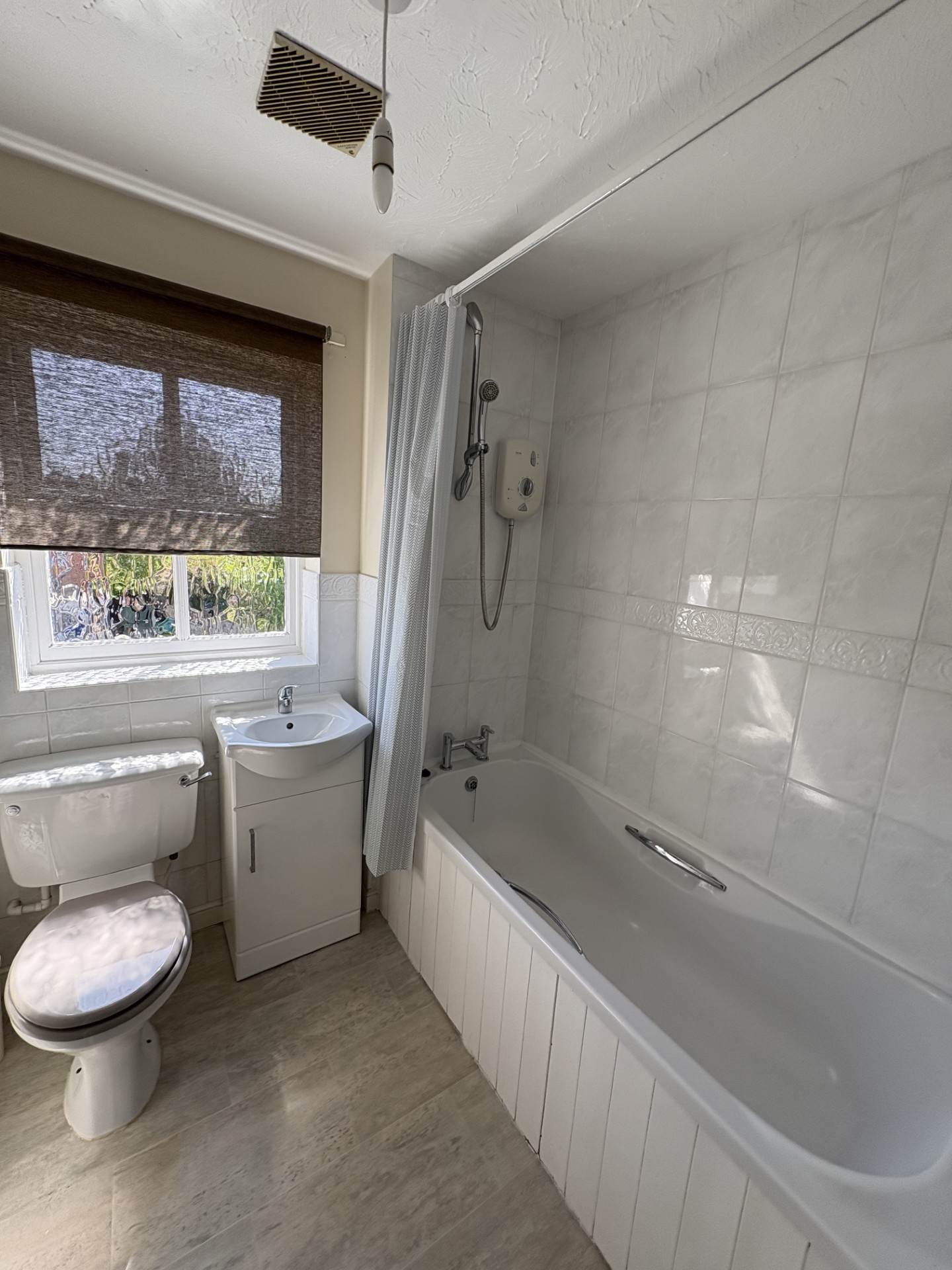 Warbler Drive, Lower Earley, Image 13