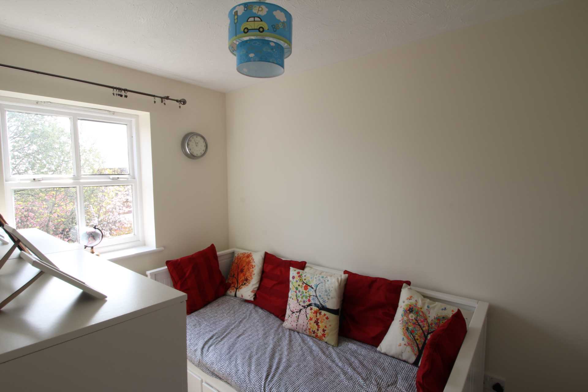 Warbler Drive, Lower Earley, Image 8