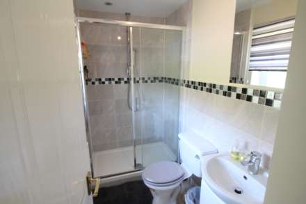 Warbler Drive, Lower Earley, Image 10