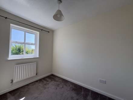 Warbler Drive, Lower Earley, Image 15