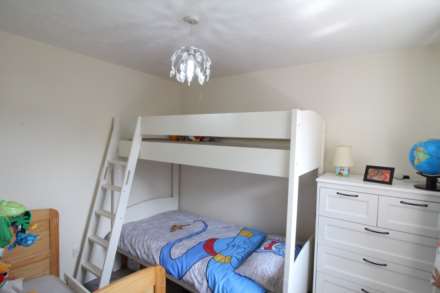 Warbler Drive, Lower Earley, Image 6