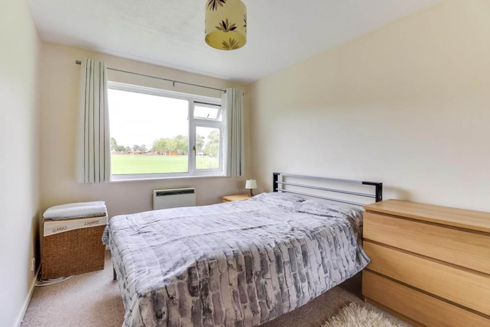 Dorchester Court, Reading, Image 5