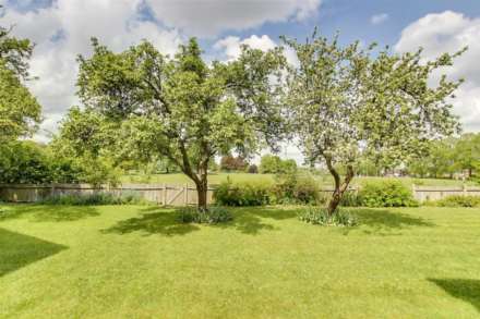 Dorchester Court, Reading, Image 9