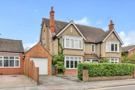 5 Bedroom Semi-Detached, Whiteknights Road, Reading