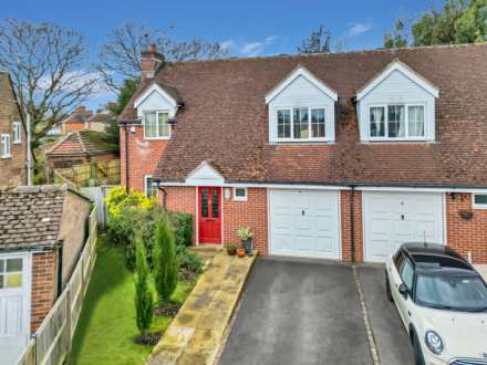 The Crescent, Earley, Image 1