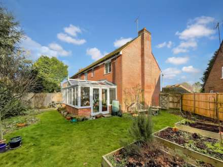 The Crescent, Earley, Image 12