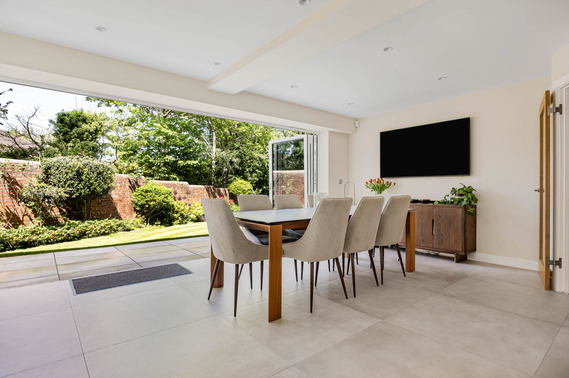 Elm Road, Earley, Image 10