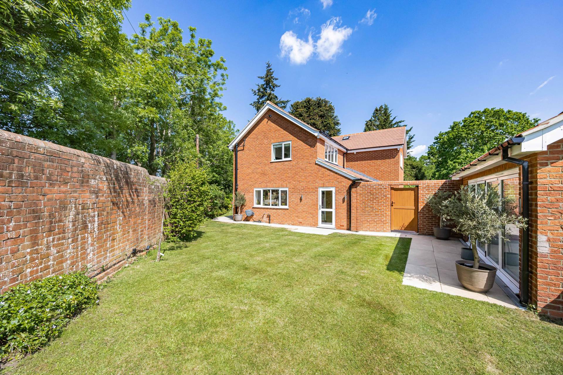 Elm Road, Earley, Image 27