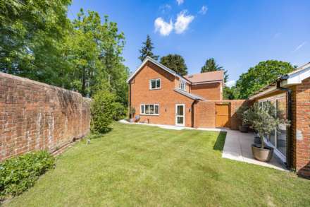 Elm Road, Earley, Image 27