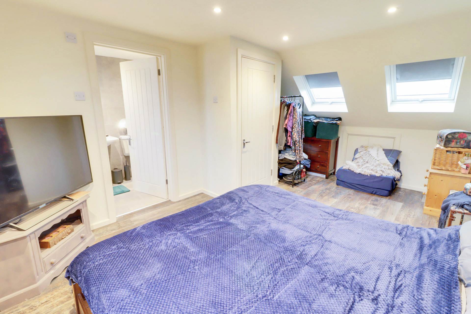 Redhatch Drive, Earley, Image 8