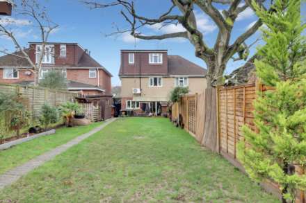 Redhatch Drive, Earley, Image 13