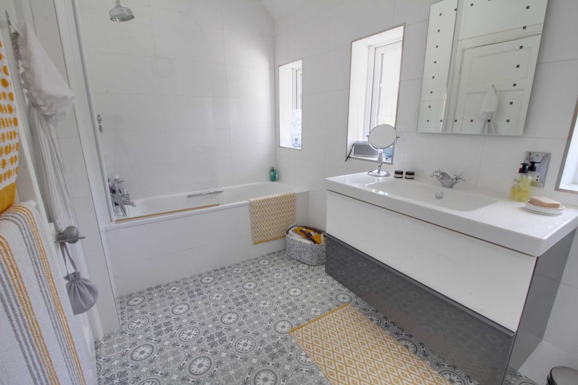 Shinfield Road, Reading, Image 17