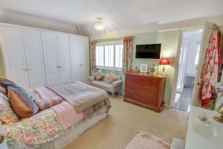 Shinfield Road, Reading, Image 12