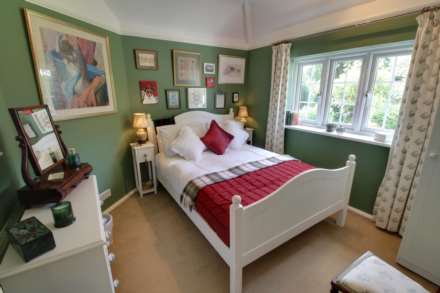 Shinfield Road, Reading, Image 16