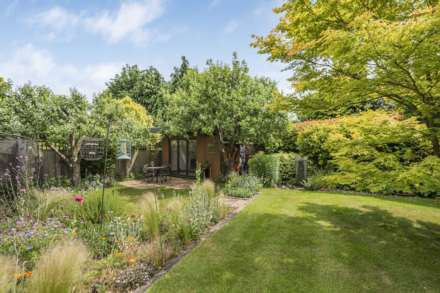 Wychwood Close, Earley, Image 19
