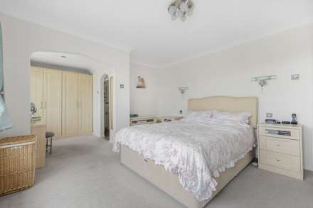 Loxwood, Earley, Image 12