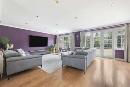 Loxwood, Earley, Image 2