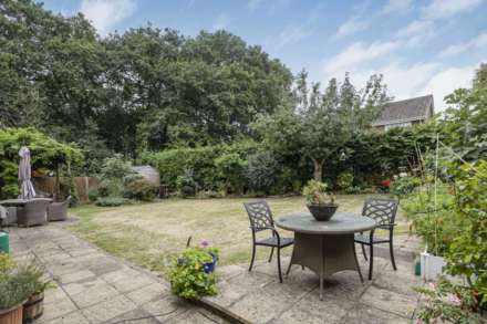 Loxwood, Earley, Image 4