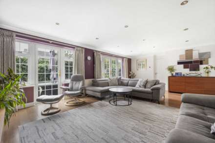Loxwood, Earley, Image 9