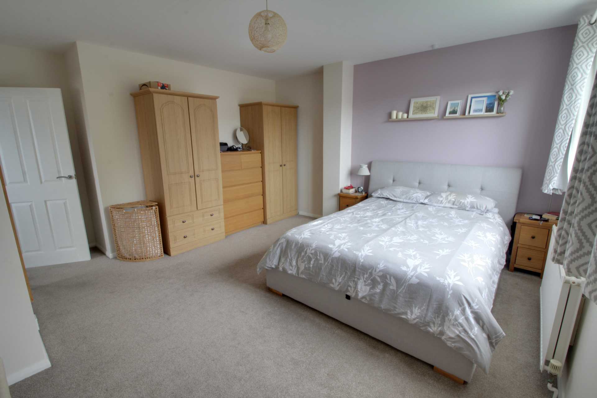 Nash Close, Earley, Image 10