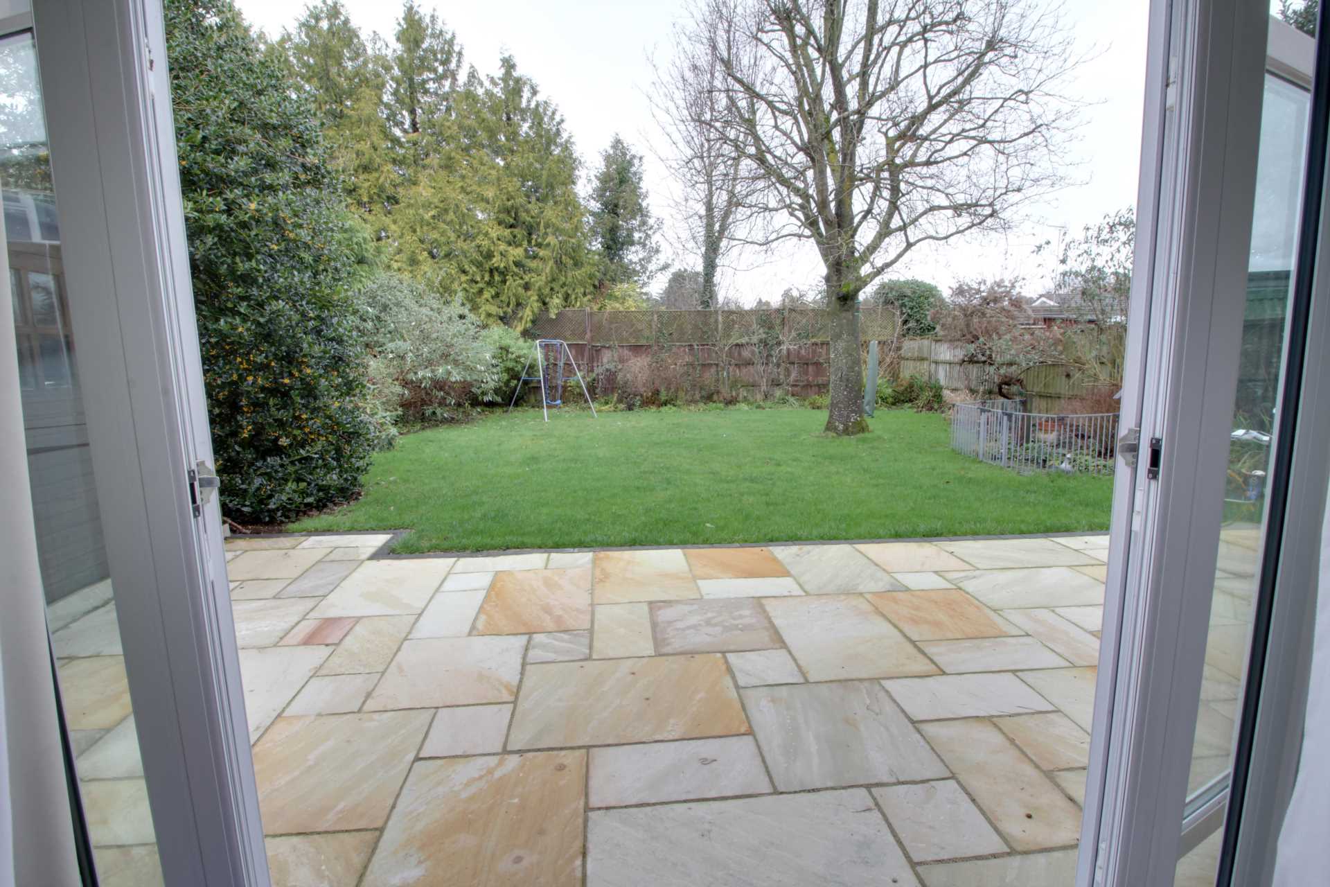 Nash Close, Earley, Image 17