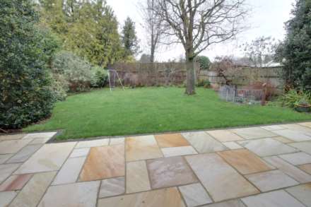 Nash Close, Earley, Image 16