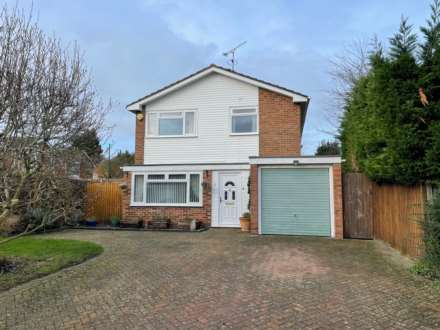 Nash Close, Earley, Image 18