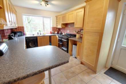 Nash Close, Earley, Image 6