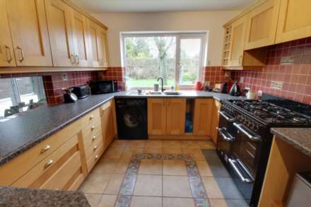 Nash Close, Earley, Image 7