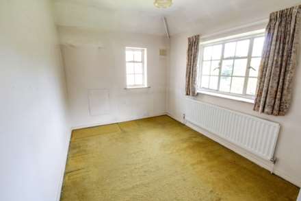 Beech Lane, Earley, Image 12