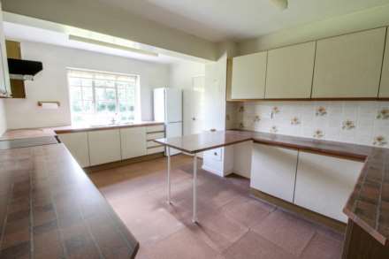 Beech Lane, Earley, Image 4