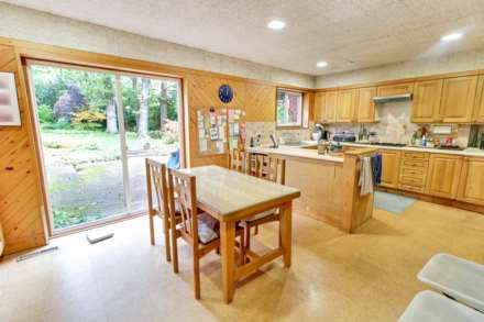 Maiden Erlegh Drive, Earley, Image 11