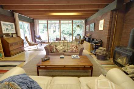 Maiden Erlegh Drive, Earley, Image 5