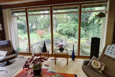 Maiden Erlegh Drive, Earley, Image 6